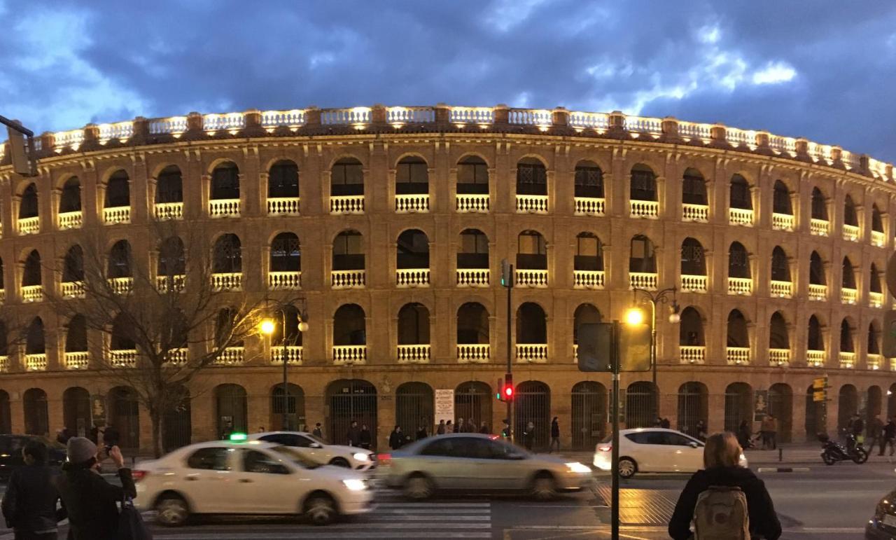 Old Town Apartment Valencia Exterior photo